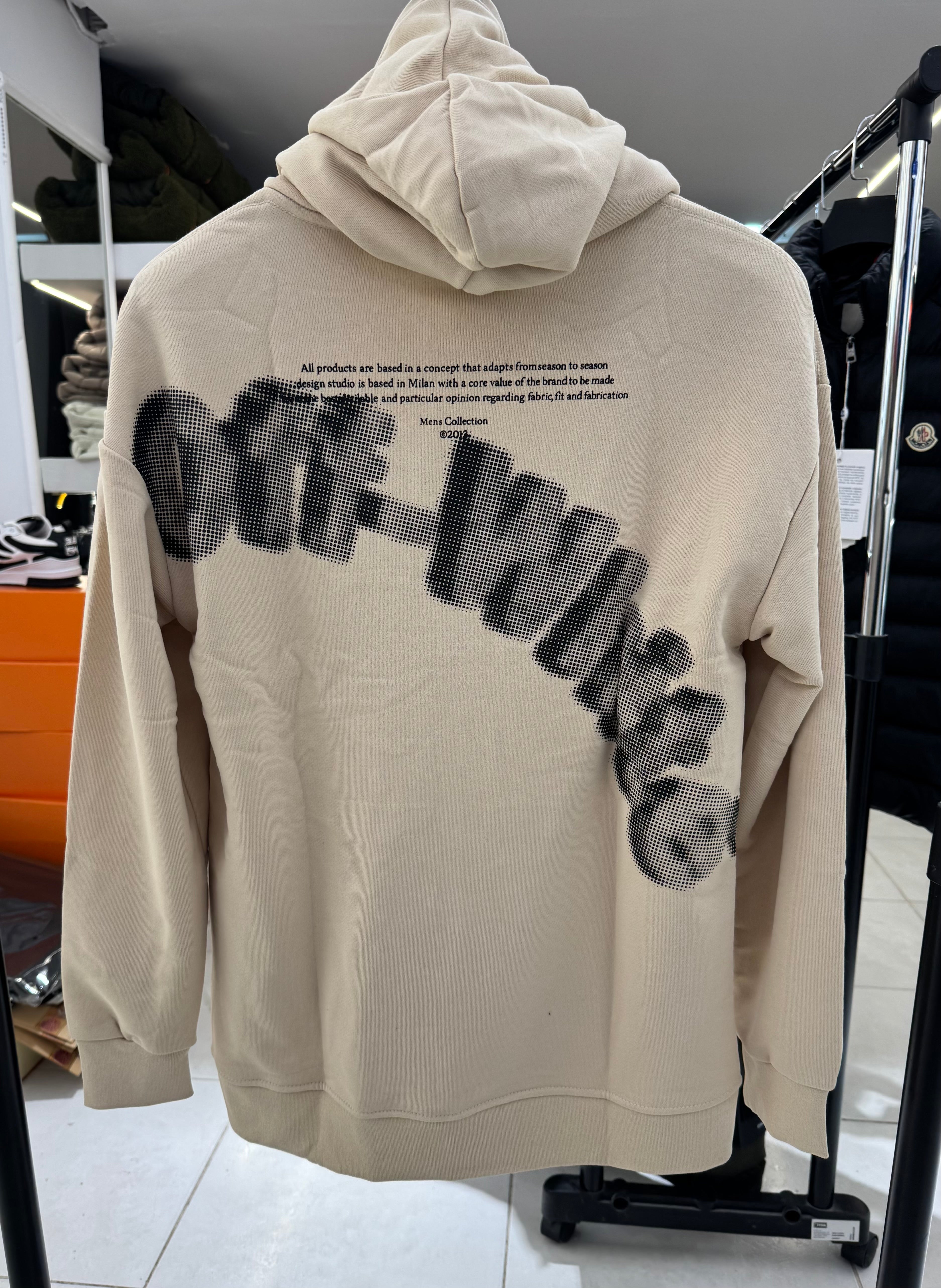 Off White cod:471